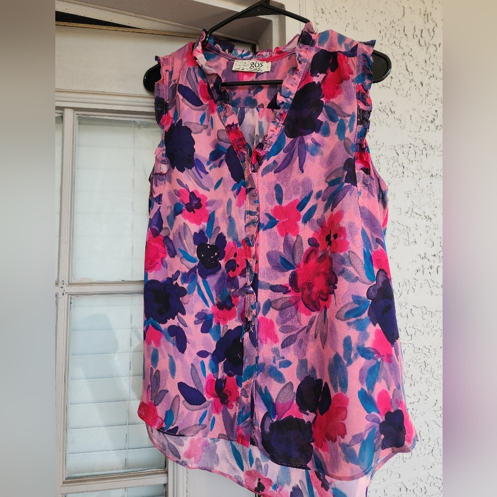 Go By Go Silk 100% Silk Floral Pink And Purple Ruffle Shell Top Sz M